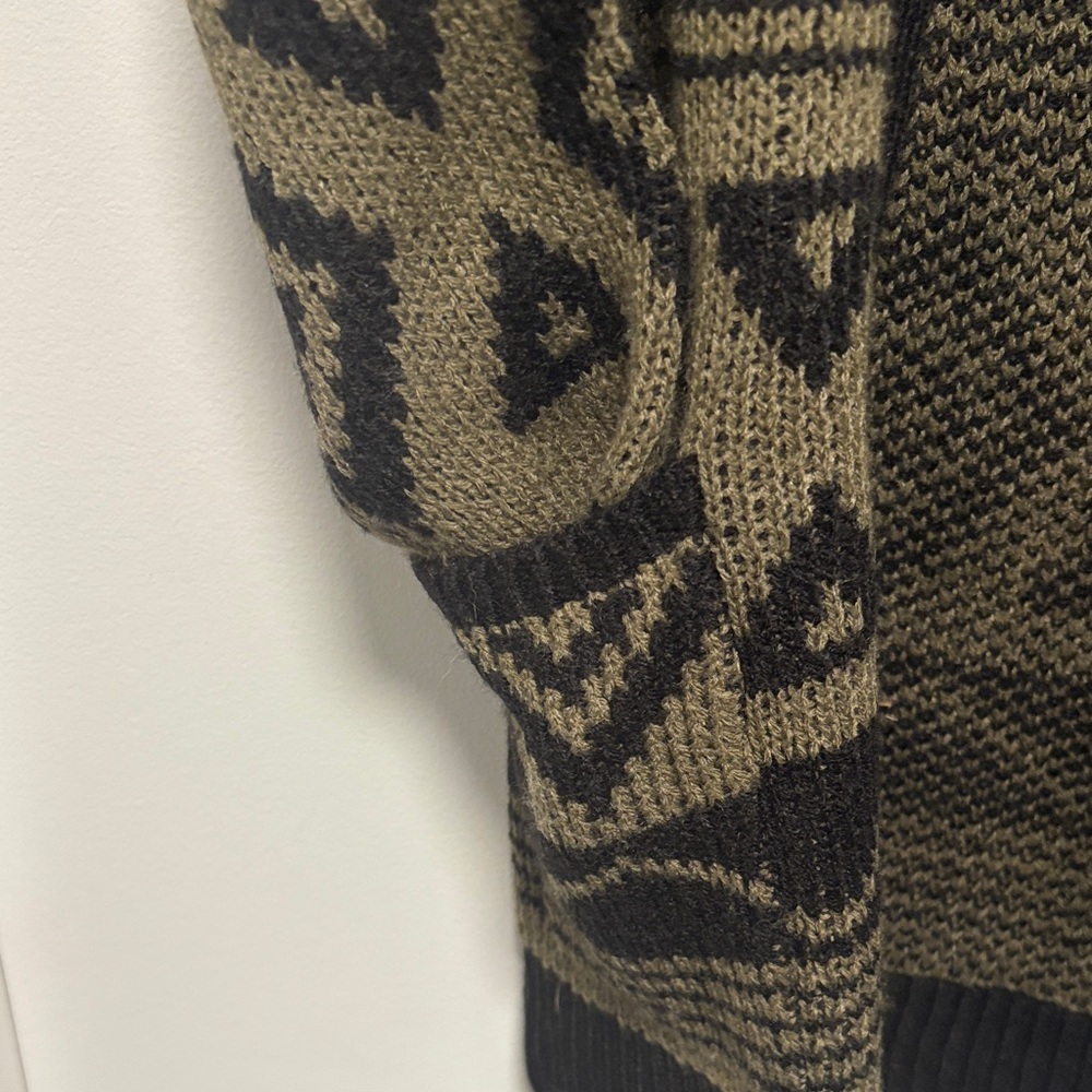 Geometric Aztec like Patterned open Cardigan - Picture 3 of 5